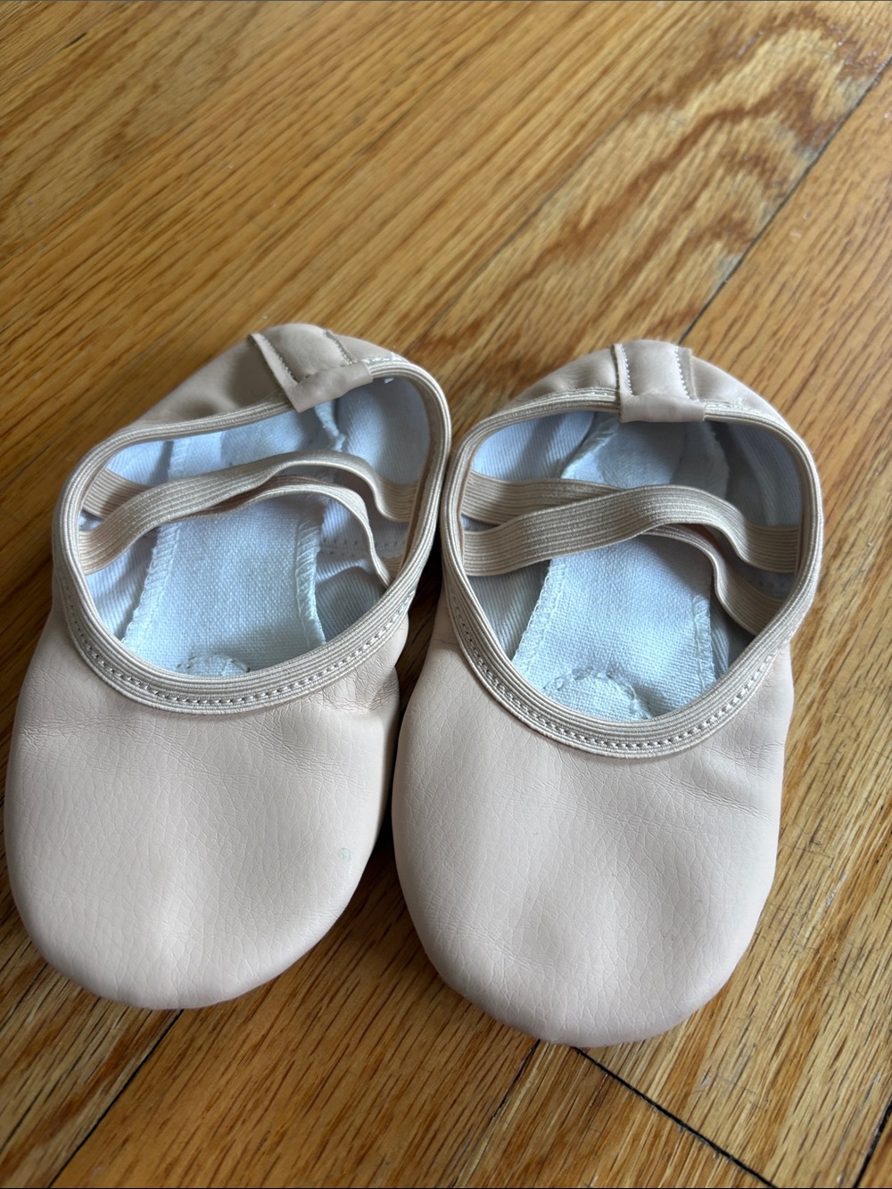 Kids Ballet Flats with Elastic Strap in Light Beige - Brand Unspecified